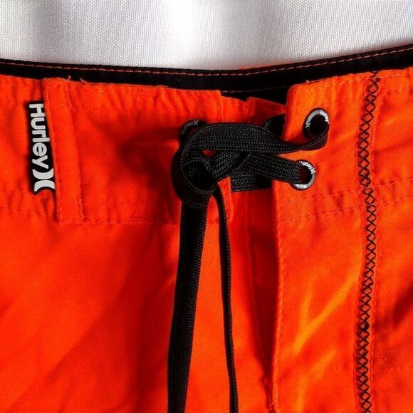 Hurley shorts  - Picture 3 of 6